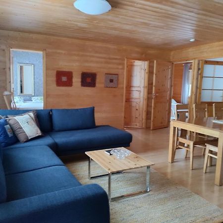 Lake Cottage Jaenisvaara Колинкюла Экстерьер фото